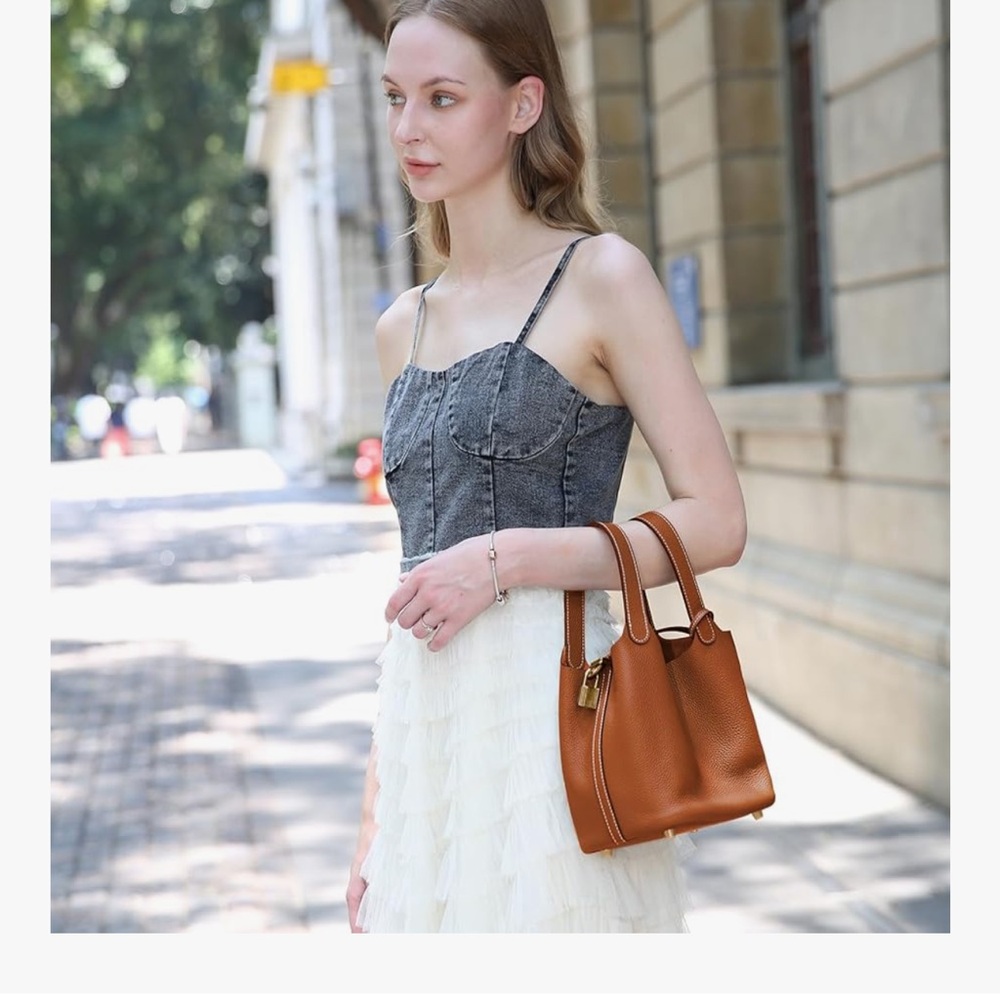 Chic Brown genuine leather  purse